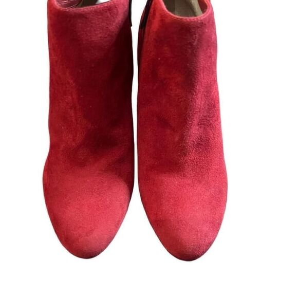 Women's Via Spiga Red Suede Ankle Boots Size 6M - Picture 1 of 5